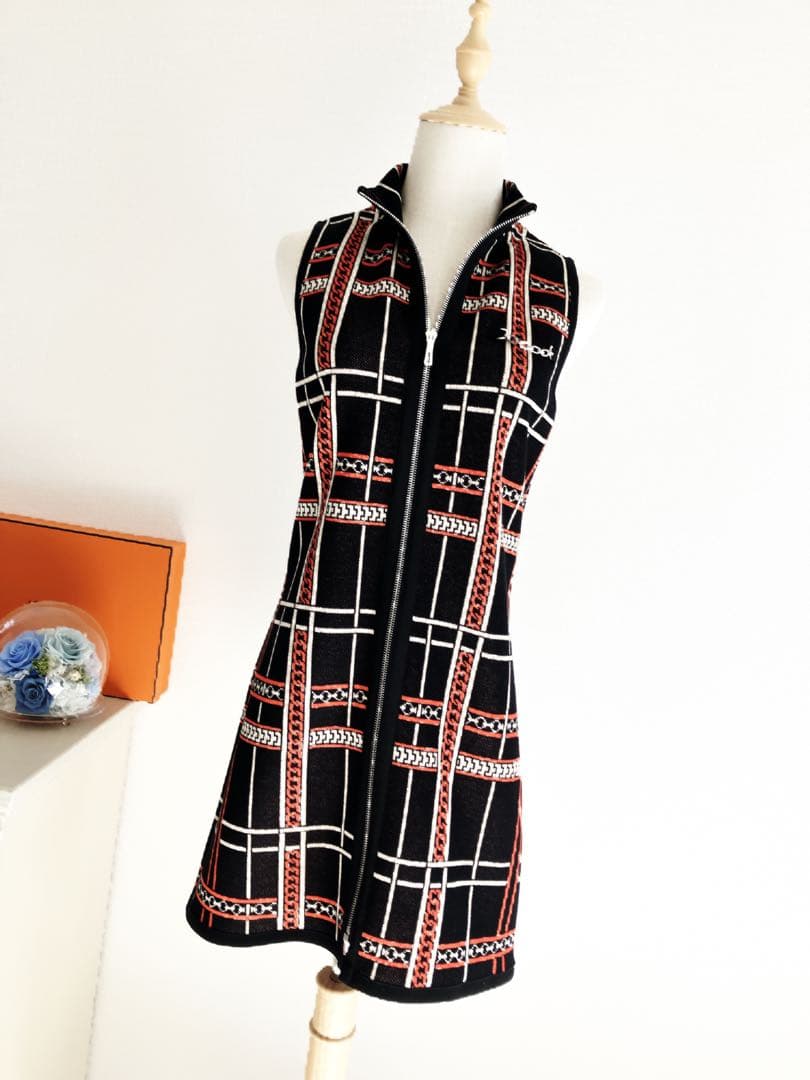 新品 HERMES タータンチェック柄 ジップアップ　ジレ　アウター　ワンピース
