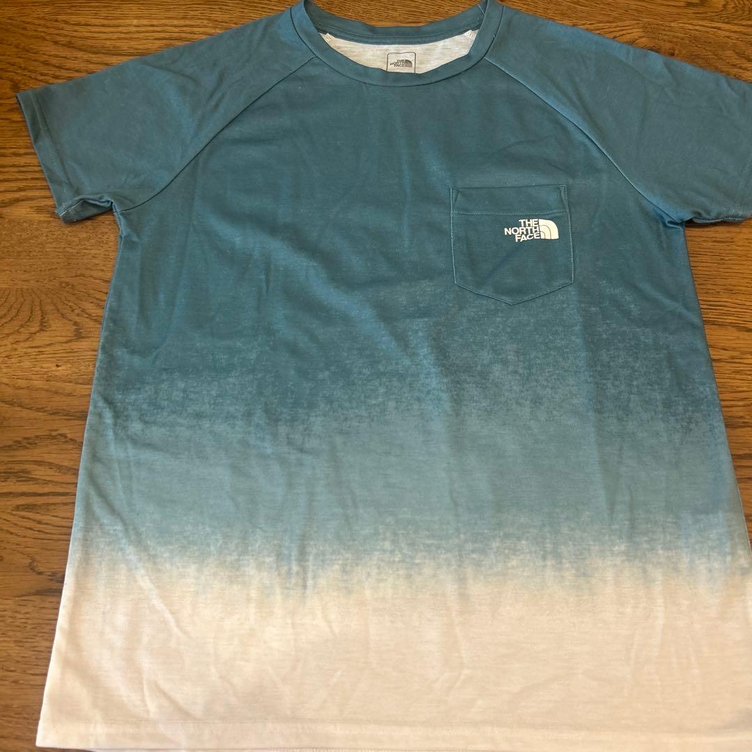 ノースフェイス Tシャッとショートパンツ　　　　セット売り　レディースS