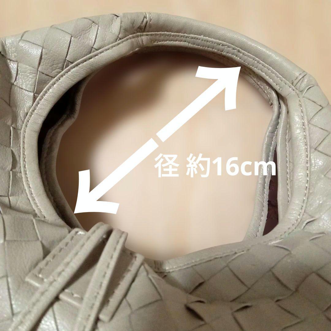 イントレチャート ショルダーバッグ 本革 / ゴート山羊革　グレージュ 肩掛け◎