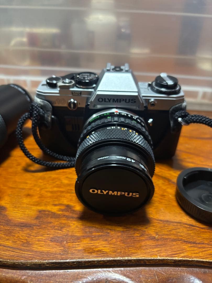 オリンパスOM-10 一眼レフカメラ 35-70 100-200望遠レンズ付き