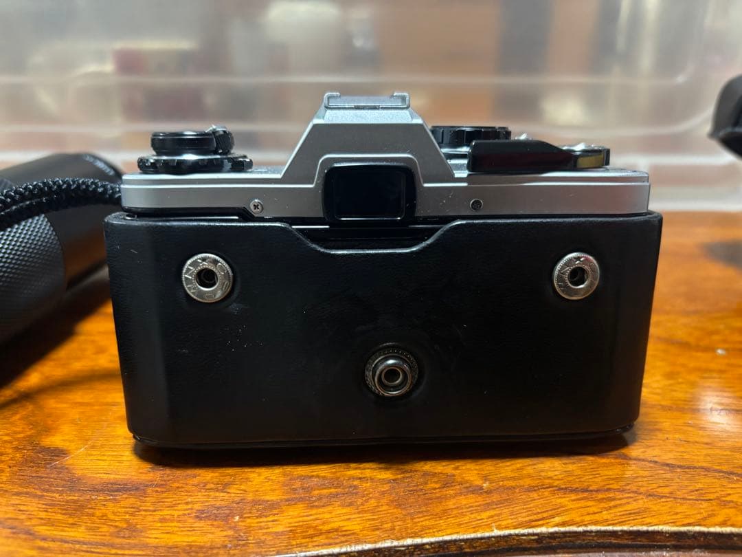 オリンパスOM-10 一眼レフカメラ 35-70 100-200望遠レンズ付き