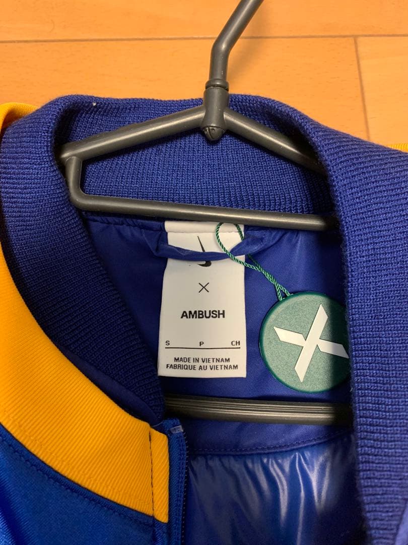 Nike × ambush フットボールジャケット US S 新品未使用