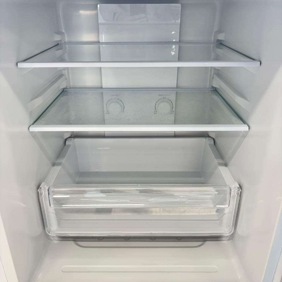 559 大人気モデル　冷蔵庫　小型　一人暮らし　半年保証　洗濯機も有　2025年