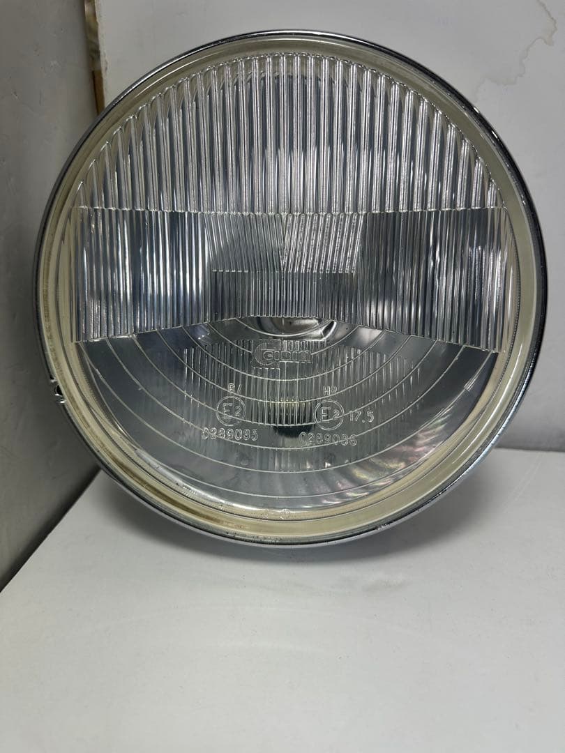 やま当時物シビエスーパーコンペ180π凹みレンズ付きCIBIE