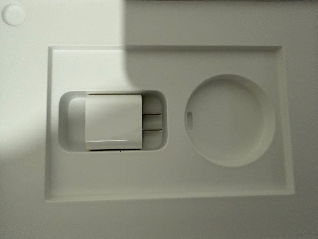 (ニドネ様)iPad Air 4世代 64GB+Magic Keyboard