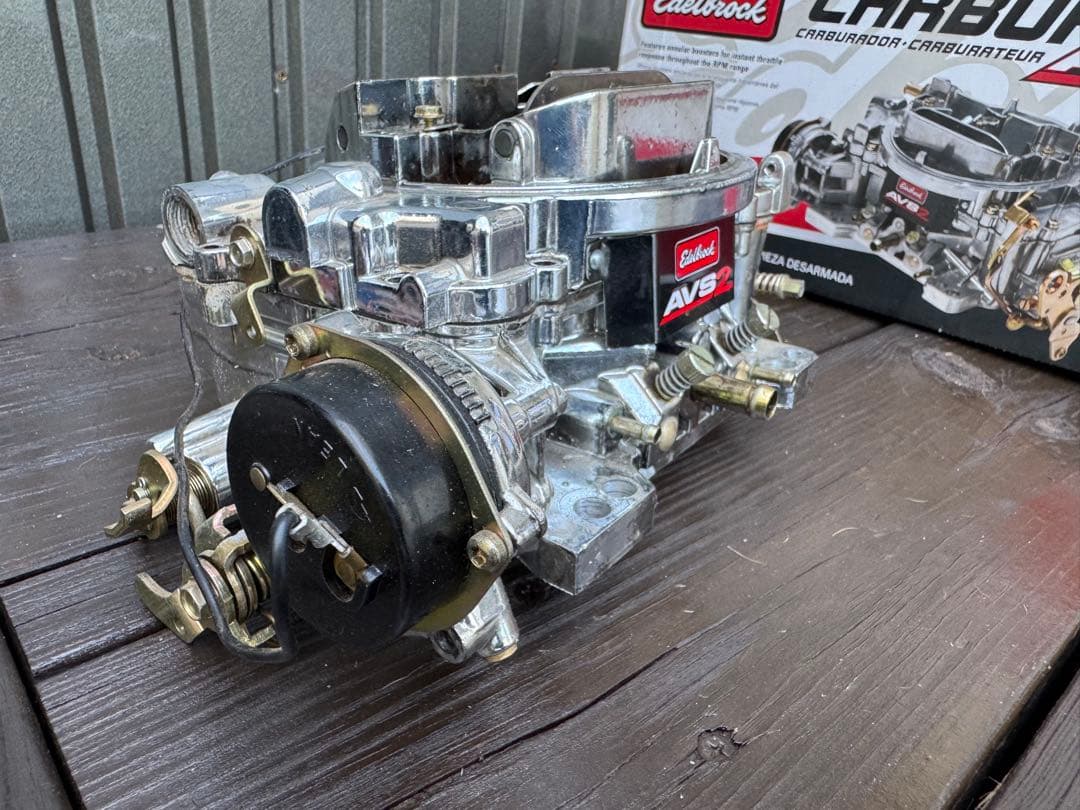 ジャンクEdelbrock AVS2 650fcm OHキット付き