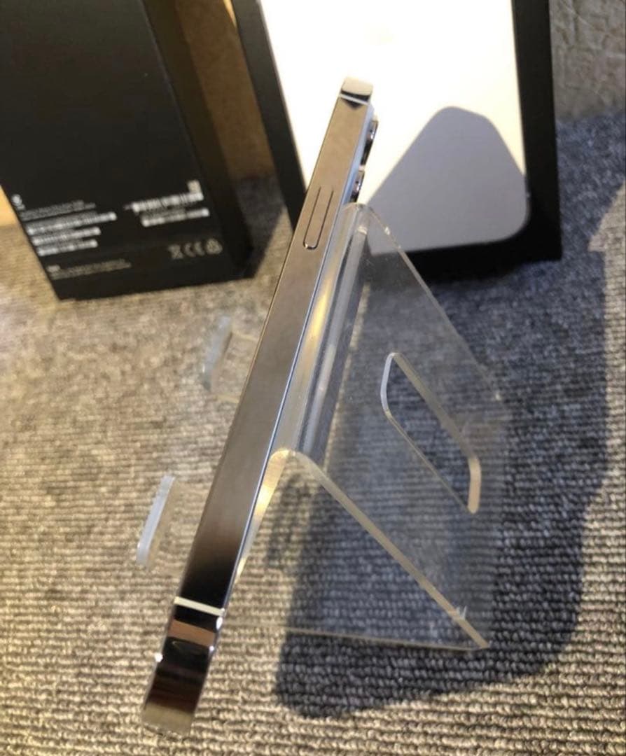 Apple iPhone 13 Pro シルバー 512gb