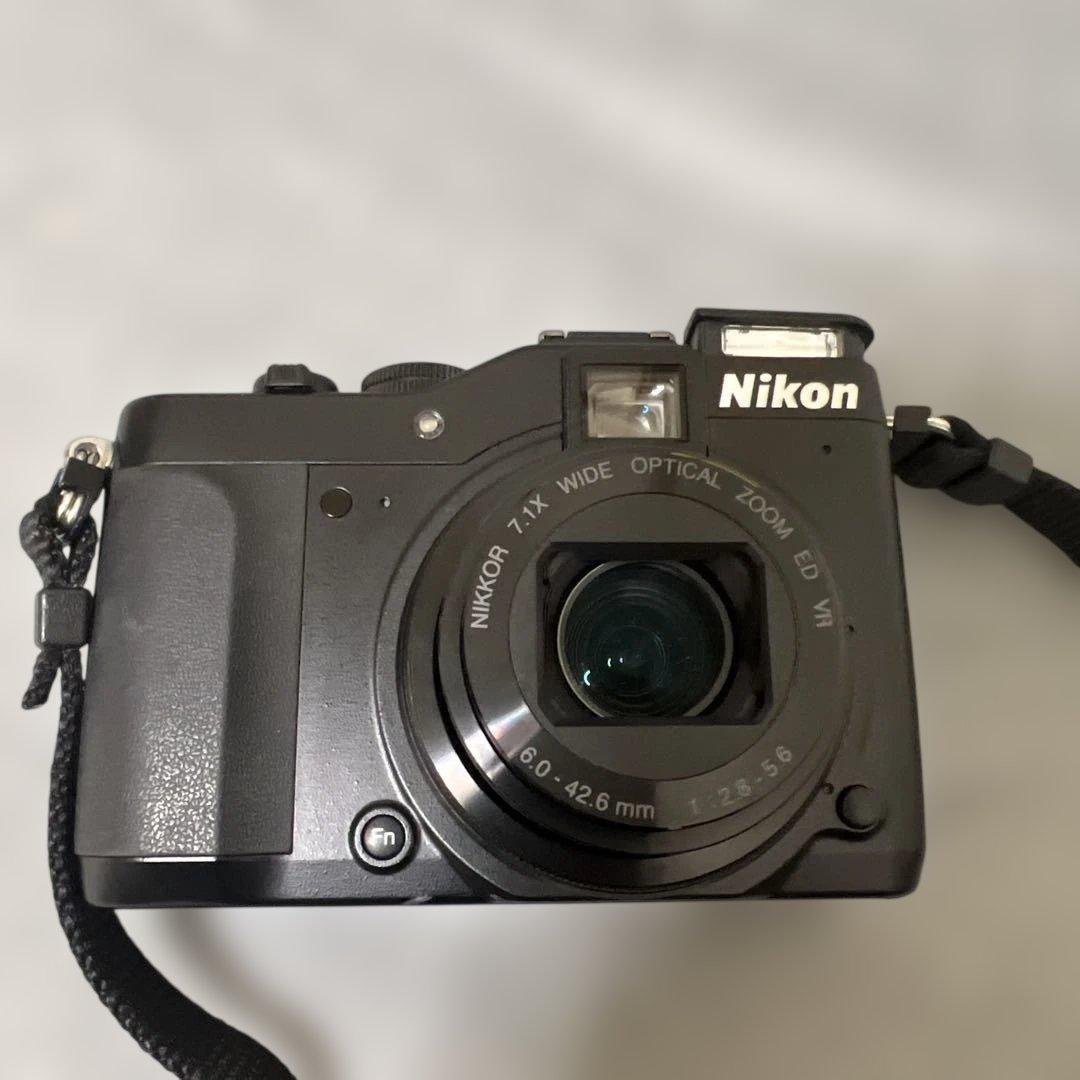 Nikon COOLPIX P7000 本体 バッテリーチャージャー付き