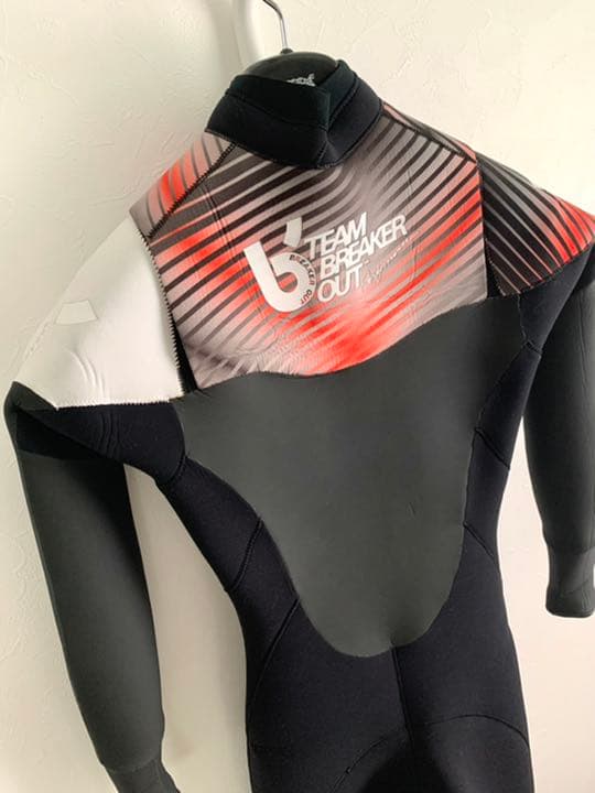 美品　BREAKER OUT レディース　オーダーメイド　ウェットスーツ