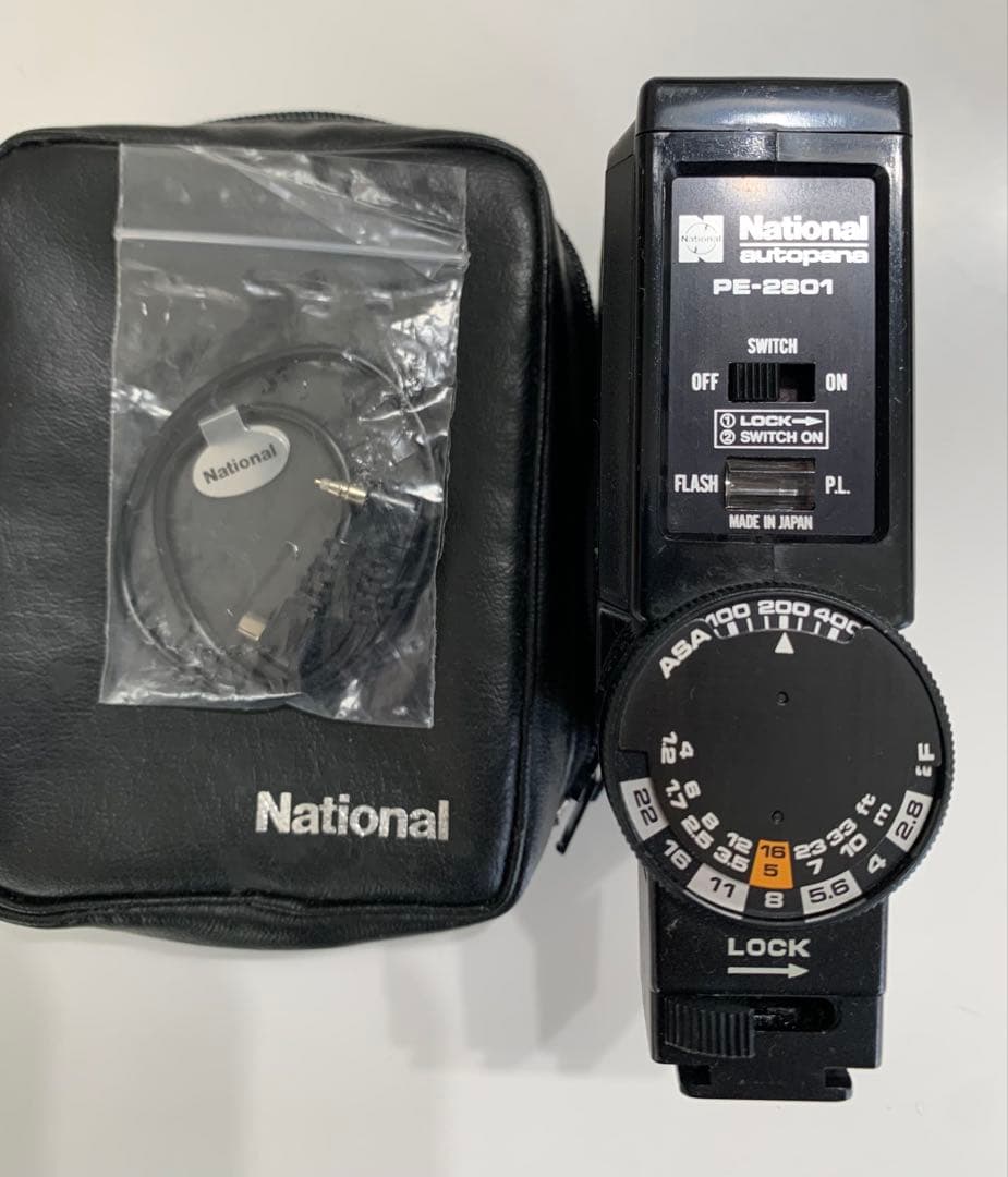 一眼レフ レンズ付きフィルムカメラ