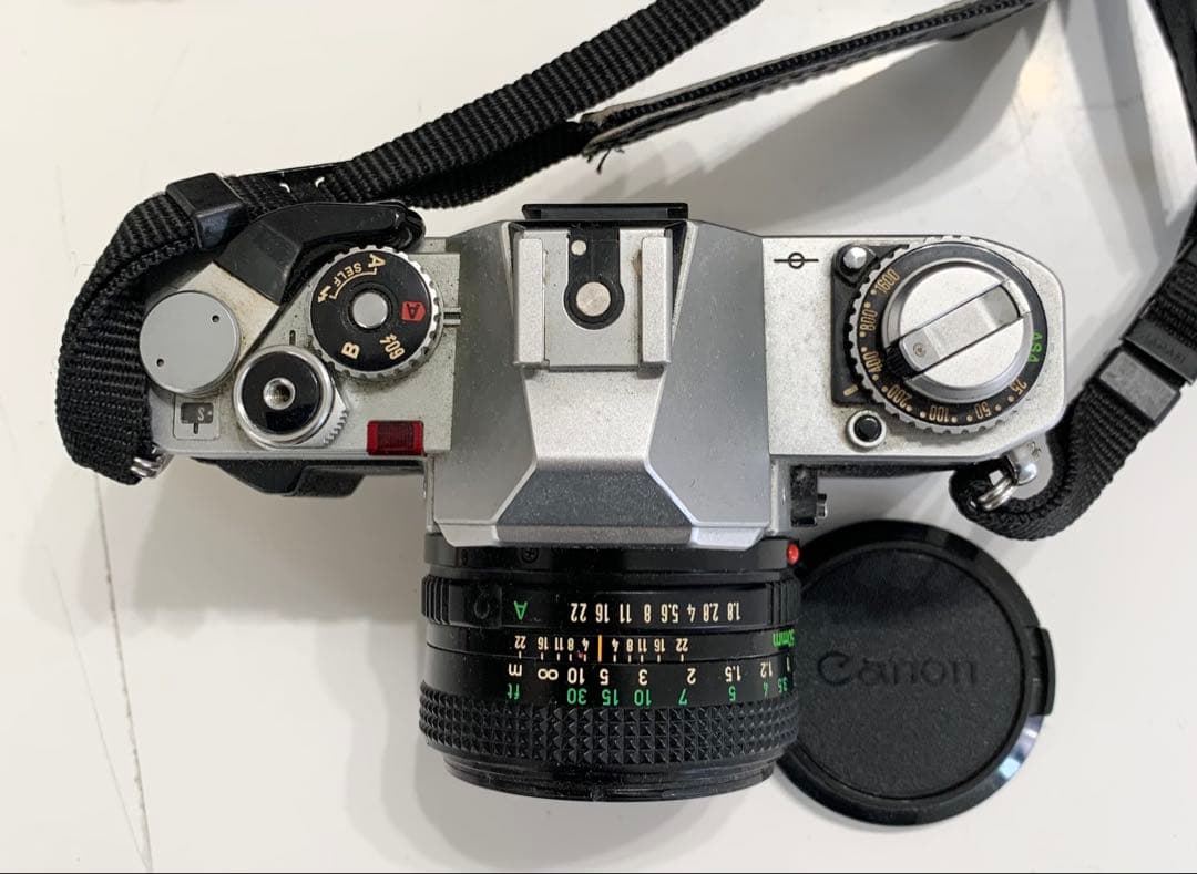 一眼レフ レンズ付きフィルムカメラ