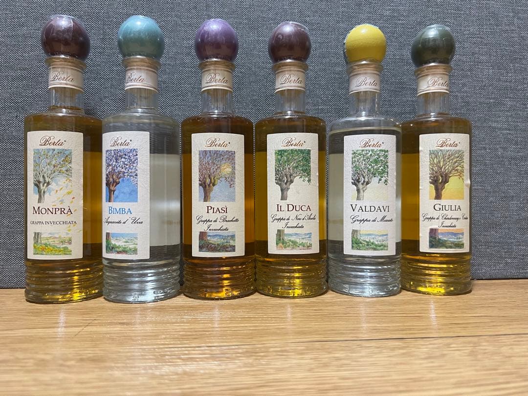 Berta社　グラッパ　箱付き