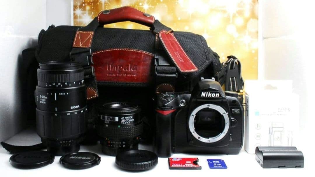 NIKON　D70　ダブルレンズ⚡️初心者⚡️ニコン⚡️一眼レフ⚡️超望遠