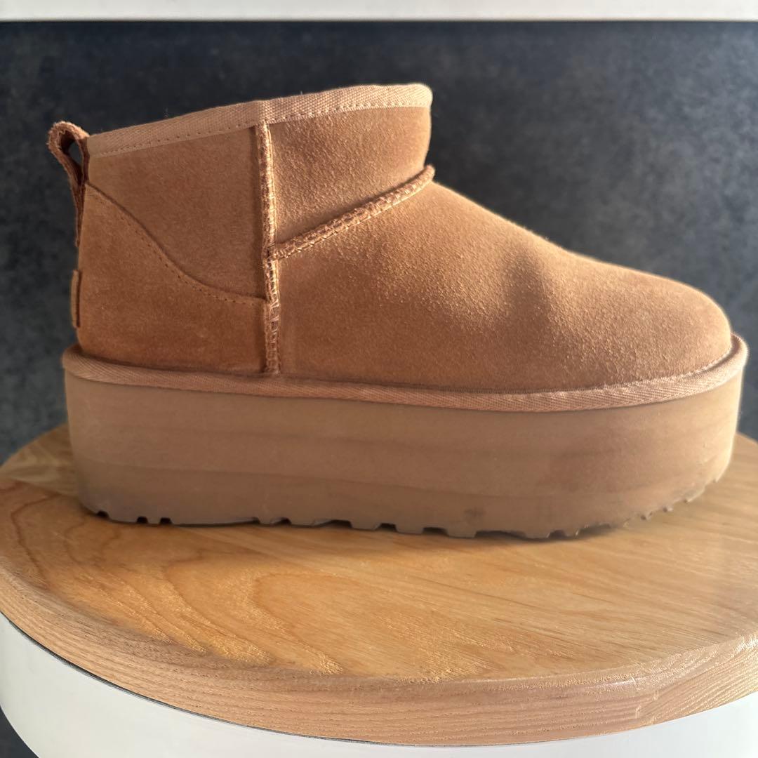 UGG 厚底ムートンブーツ 24cm ベージュ