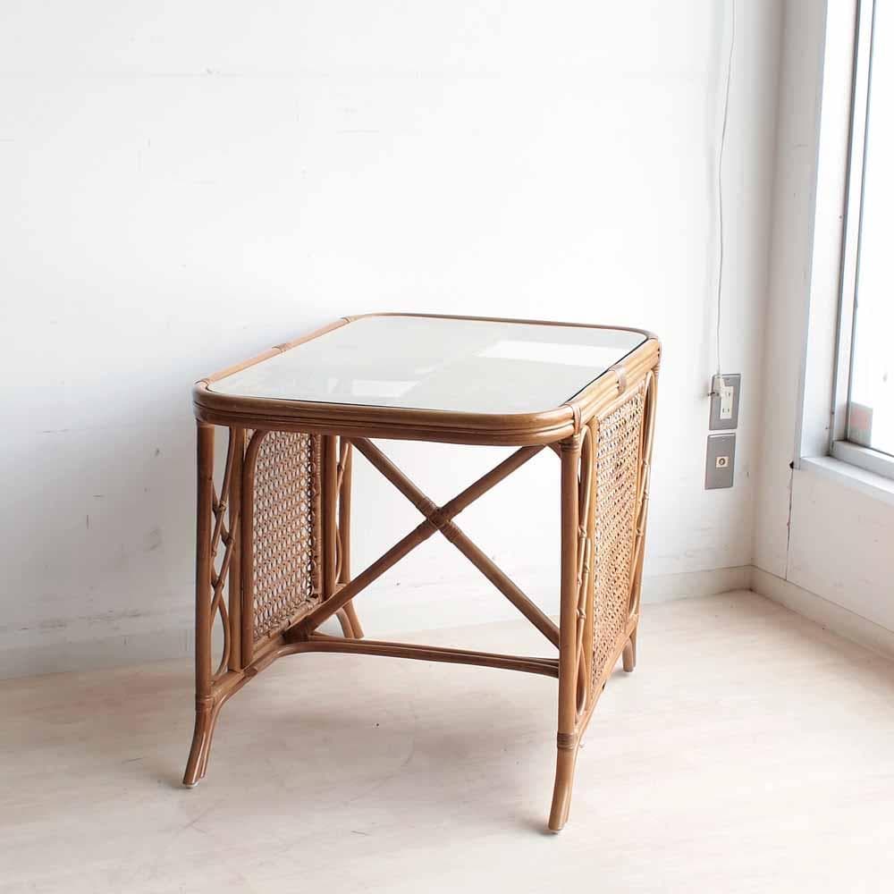 ビンテージ ラタンのカフェテーブル ガラス天板 籐 レトロ ZR24192