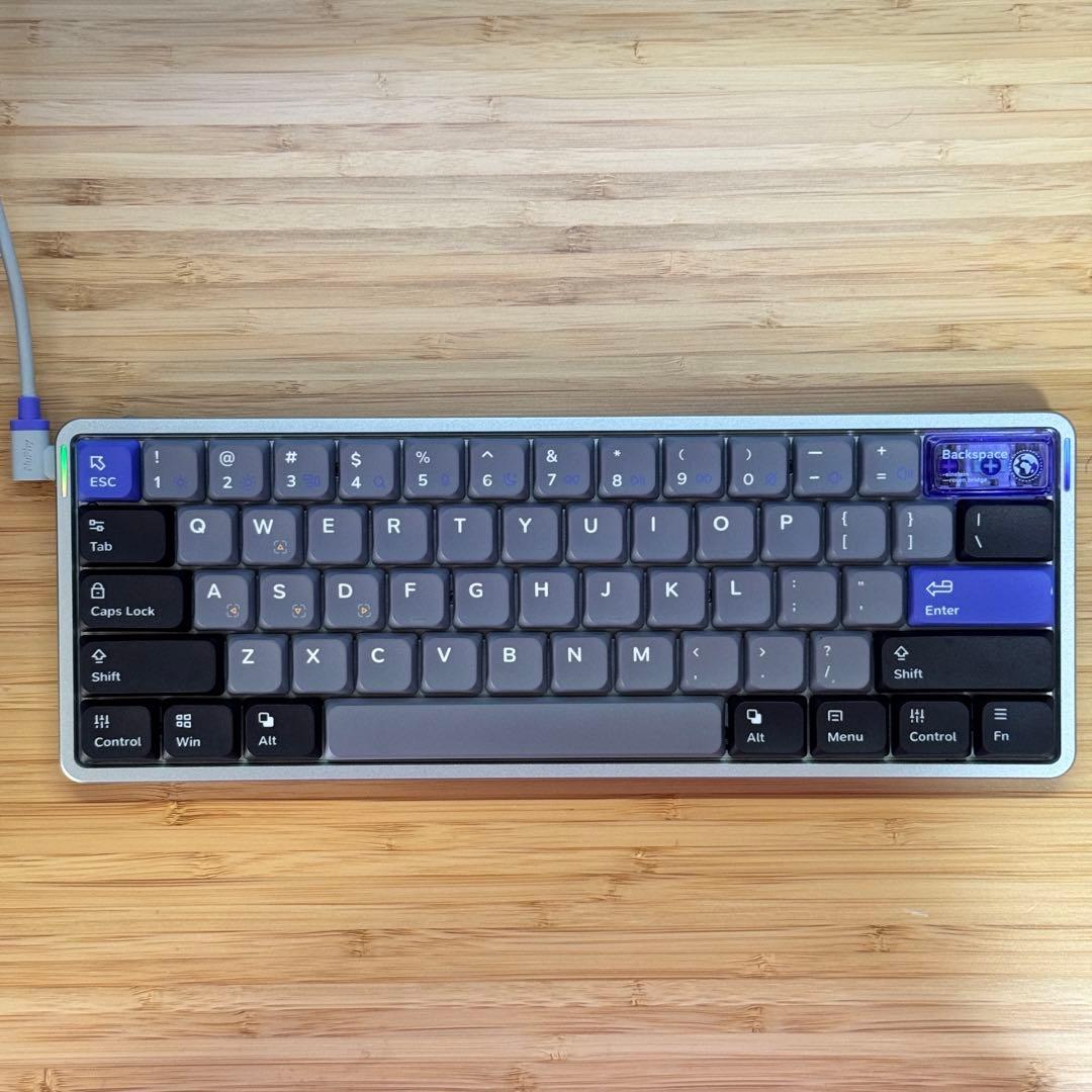 Nuphy Air60 HE Magnetic Jade Pro+白キーキャップ