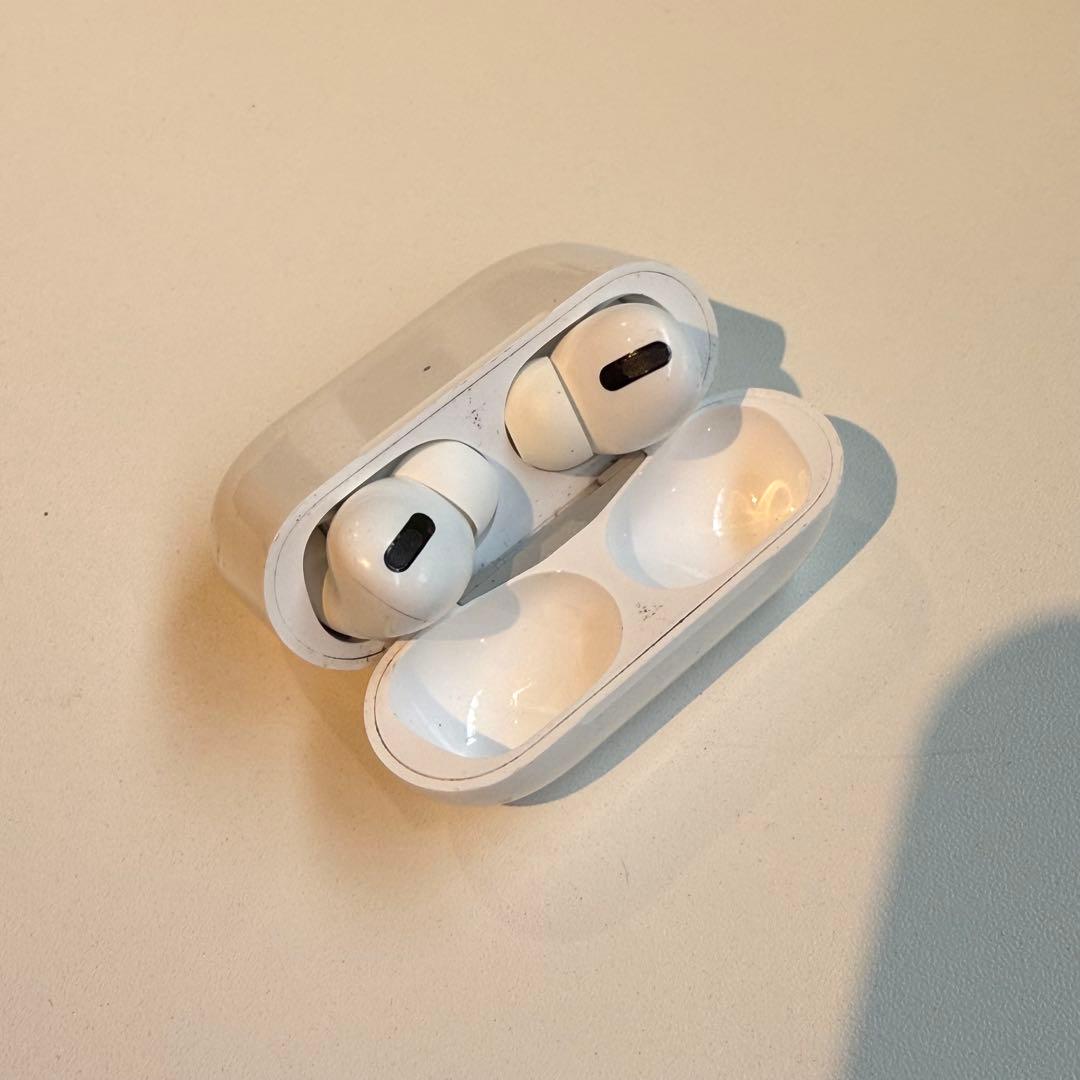 Apple AirPodspro エアポッズプロ 第一世代　保証期限切れ　箱無し