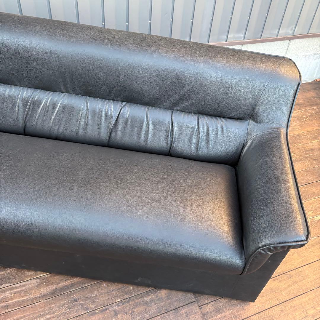 北欧レトロ フェイクレザーソファー 三人掛けソファー ラグジュアリー ビンテージ