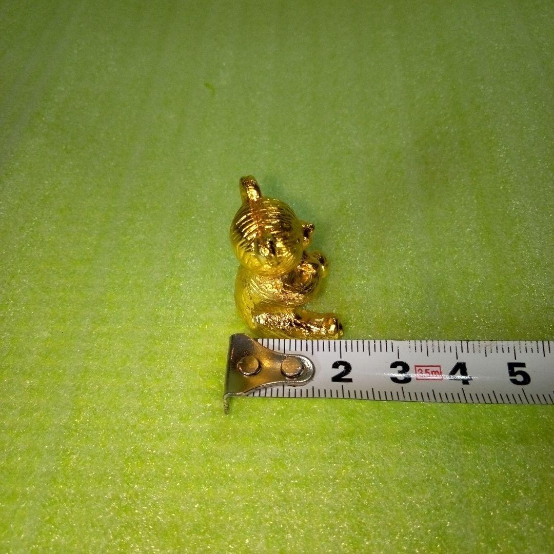 金属製と思われるゴールドクマの置物　インテリア　オブジェ　ディスプレイ　レア