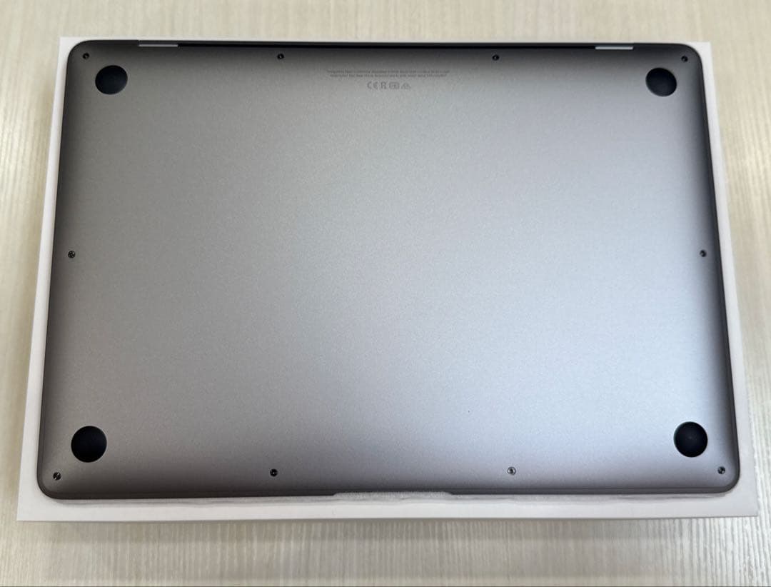 充放電11回 美品 M1 MacBook Air /16GB/256GB/US