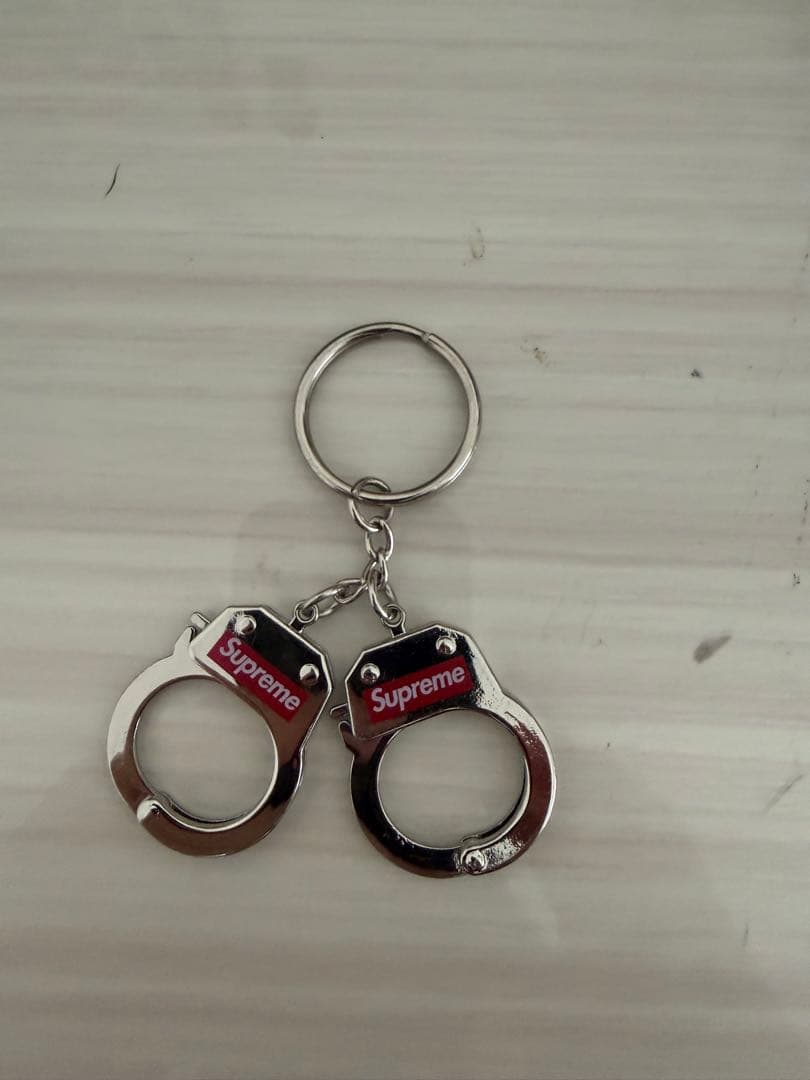 HUFカラビナ，supremeキーホルダー3点セット