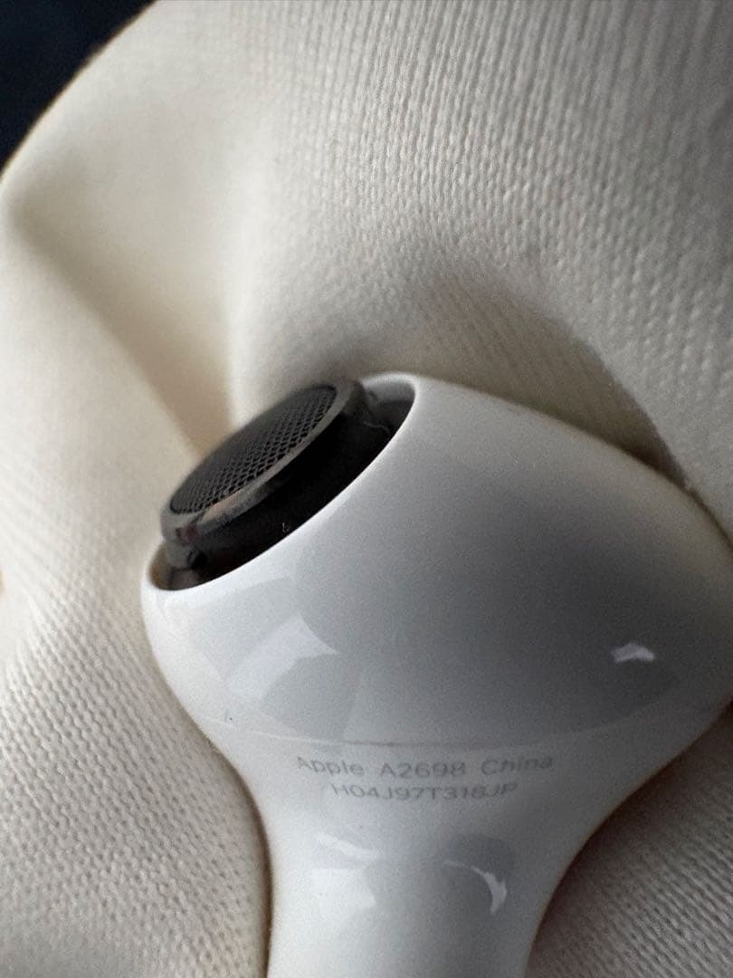 AirPods Pro 2 (Lightning) 本体+充電ケース