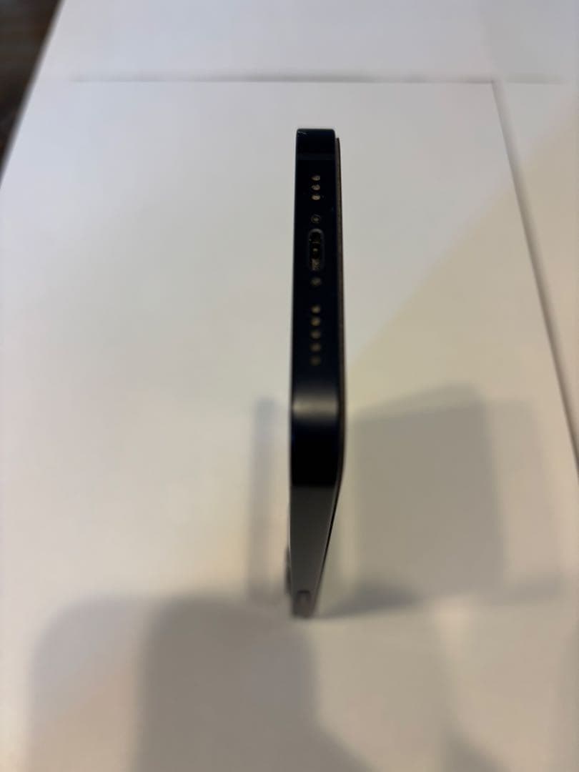 Apple iPhone 12 本体　箱付　ガラスフィルム付