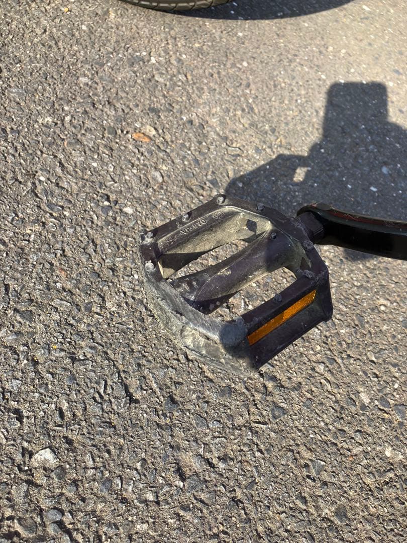 Badass company 　CRANKER 幼児用自転車 赤14インチ