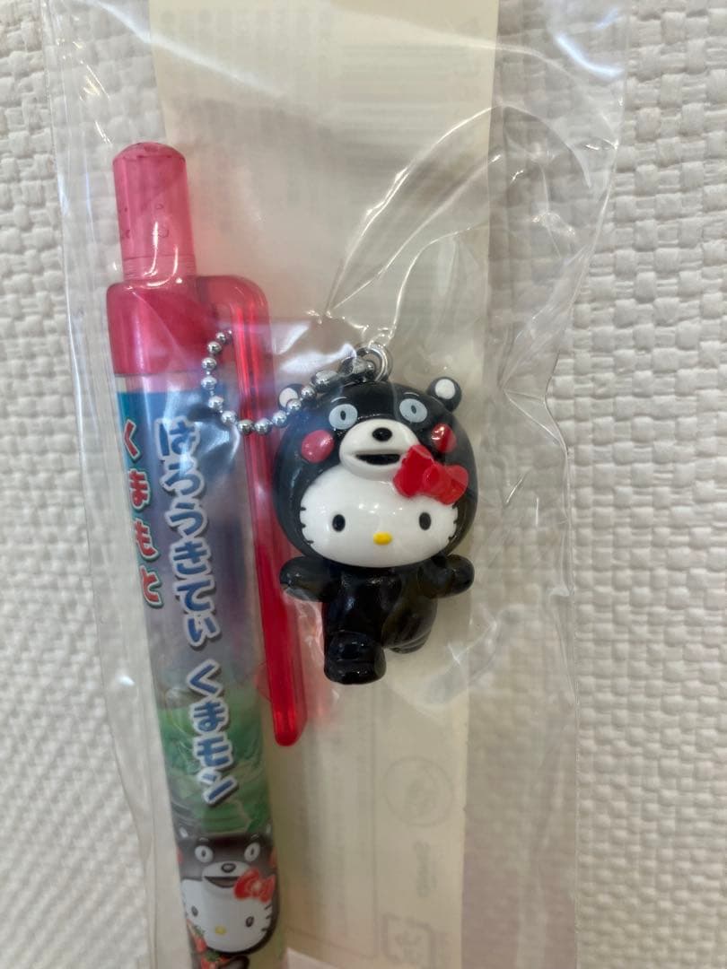 ハローキティ 熊本限定 ボールペン　くまモン・着ぐるみキティ・立ち