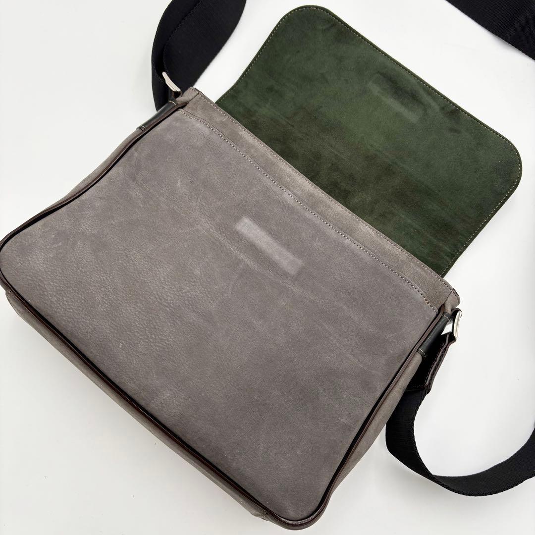 極美品 ココマイスター ショルダーバッグ グッドオールドミラノ ヌバック グレー