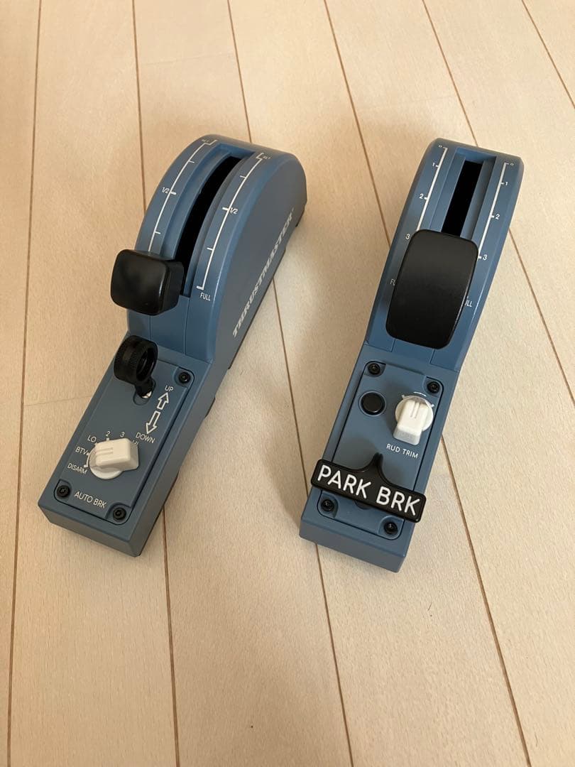 PC用ゲームコントローラー・コンバーター Thrustmaster TCA Quadrant Add-On Airbus