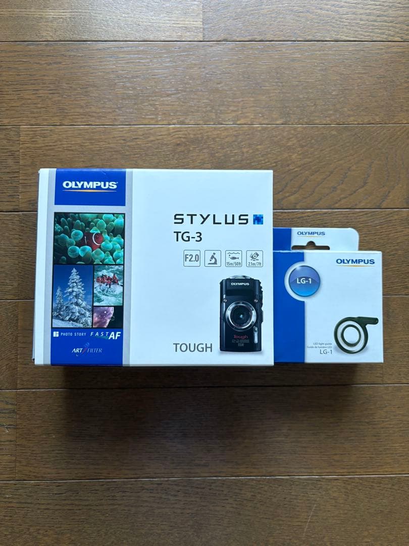 O lympus TG-3とLED light guide LG1のセット