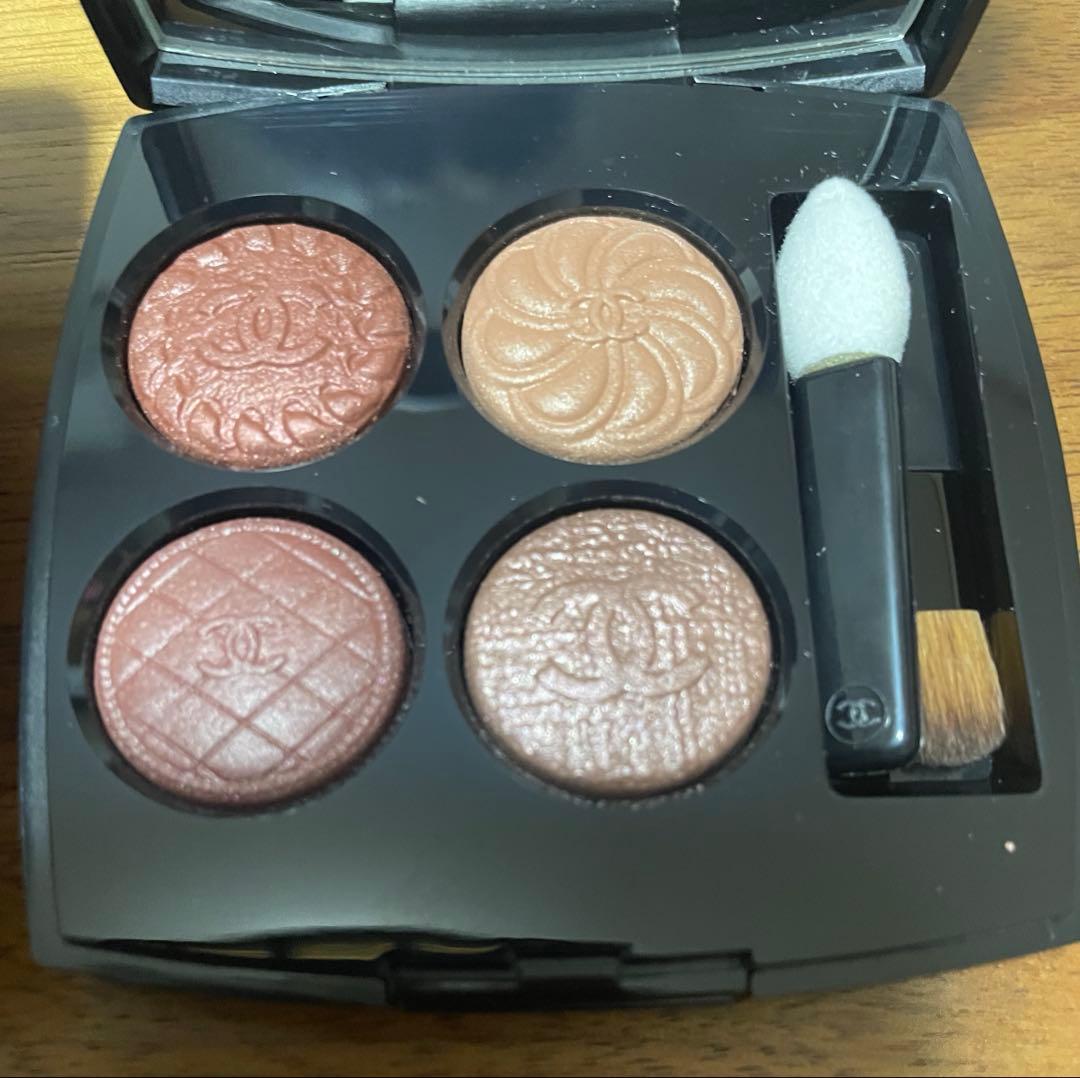 【新品】CHANEL レ キャトル オンブル ブトン 219