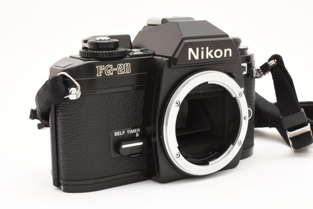 美品　ニコン FG-20 ブラック フィルムカメラ　モルト新品交換済 M554