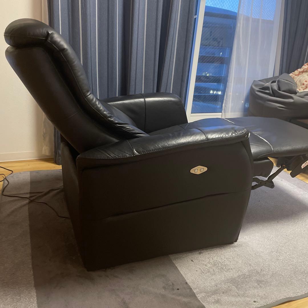 1人掛け電動ソファ（ニトリ）