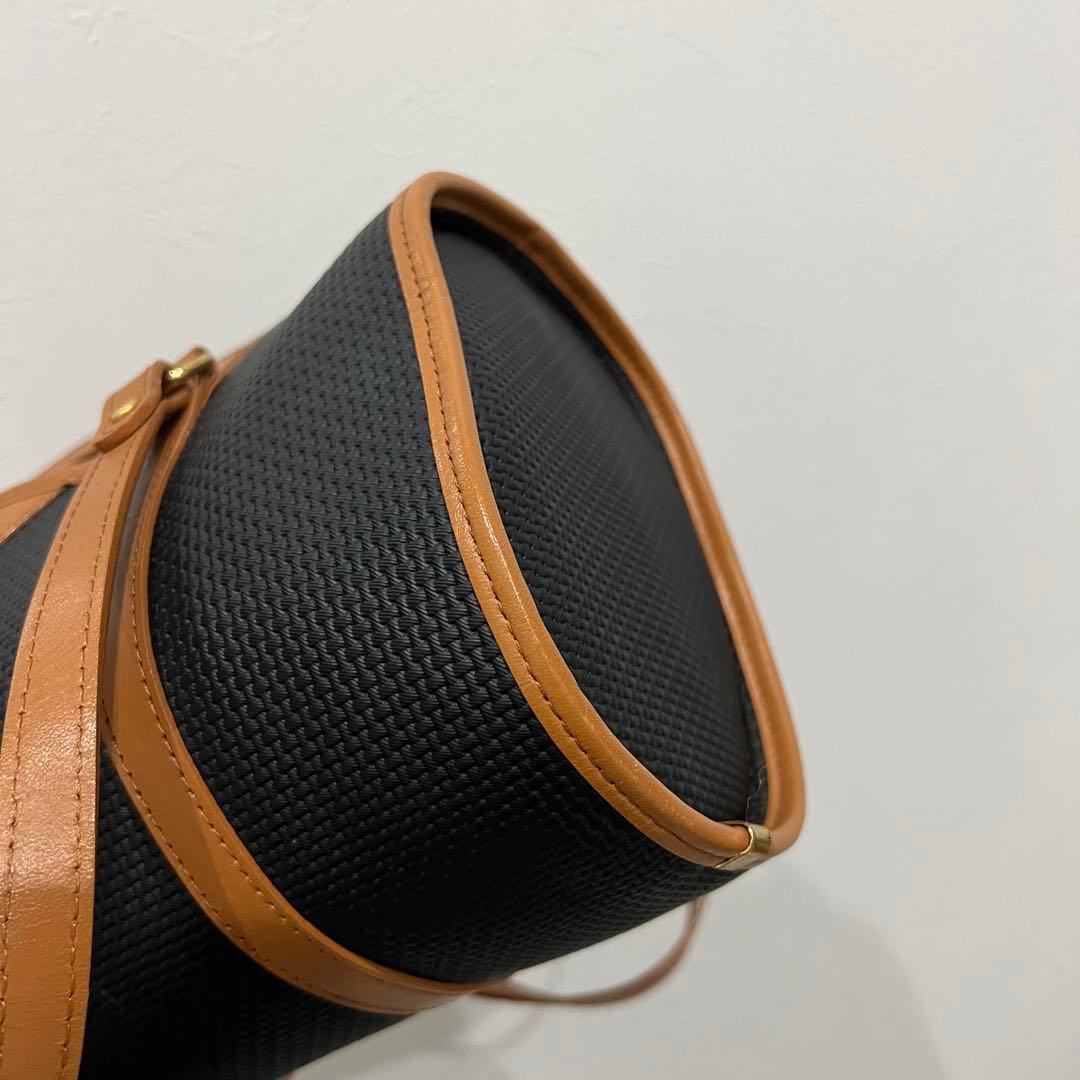 未使用 イヴ・サンローラン 円筒形ハンドバッグ ヴィンテージ