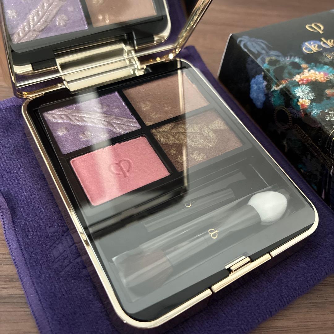 クレ・ド・ポー ボーテ オンブルクルール504 ホリデーコレクション2025