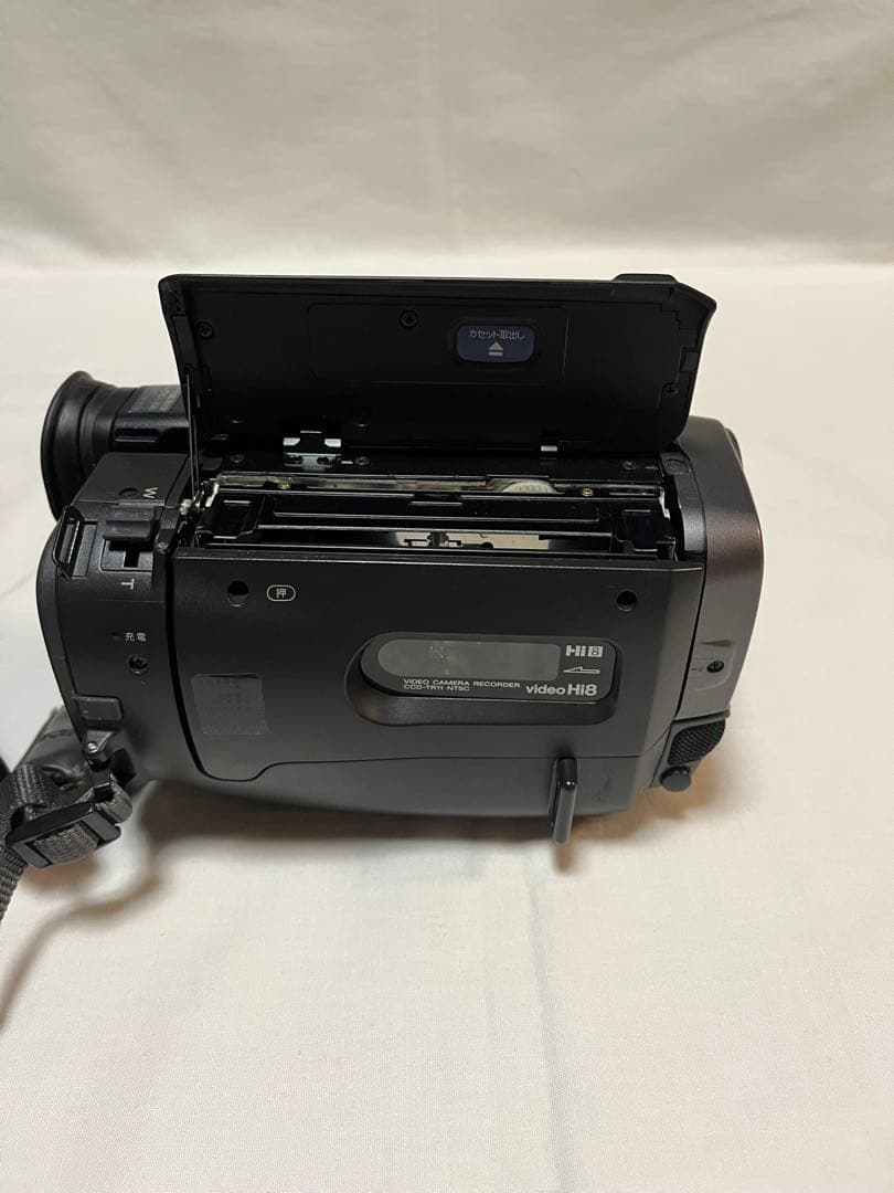 ソニーハンディカム 8ミリビデオカメラ Hi8 CCD-TR11 アクセサリー付
