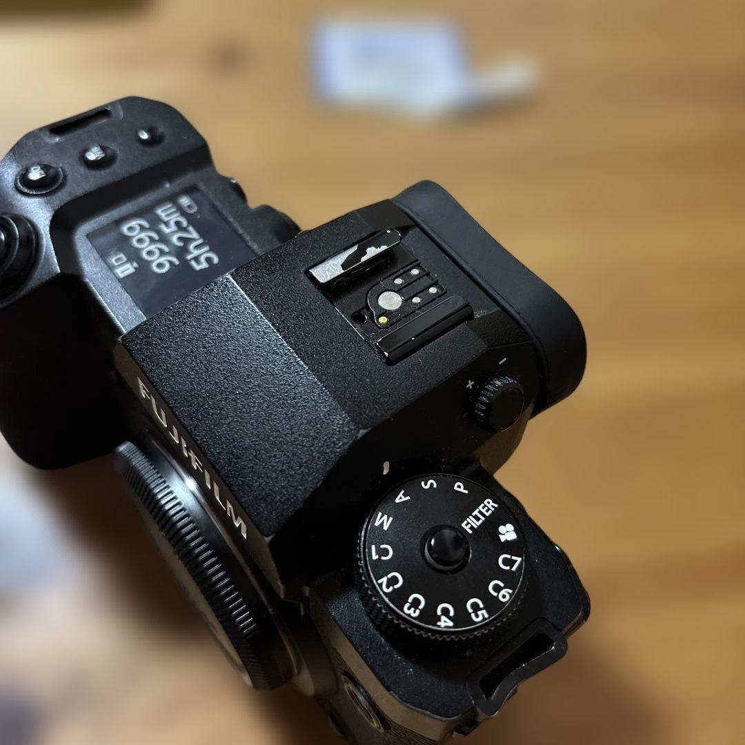 FUJIFILM X-H2 2.5万円相当の純正予備バッテリー2個と充電器付属