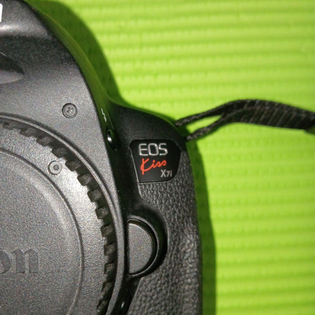 Canon eoskiss x7 一眼レフ カメラ