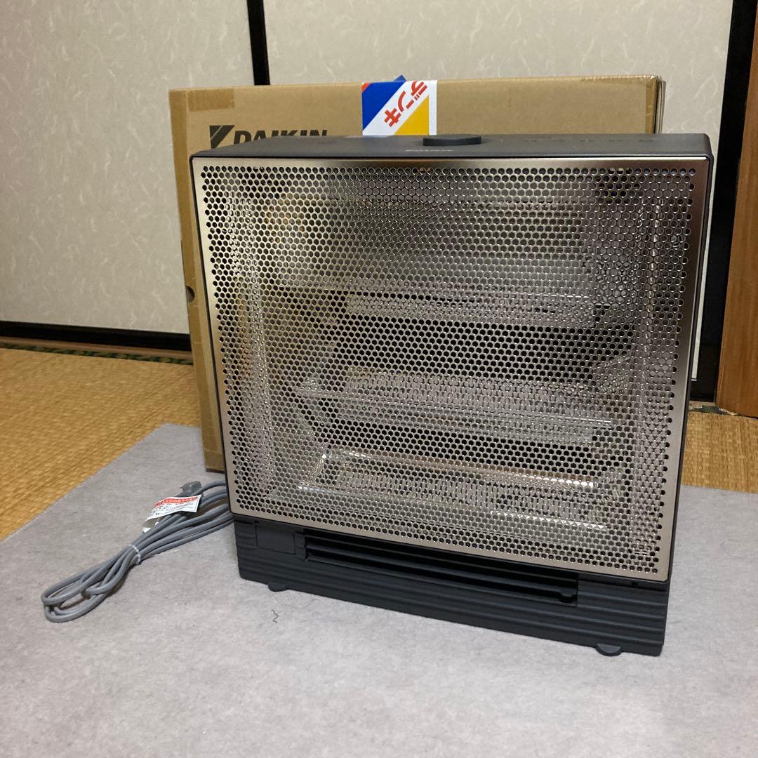 S*o様 ダイキンDAIKIN ハイブリッドセラムヒートWRH135AS-H 5