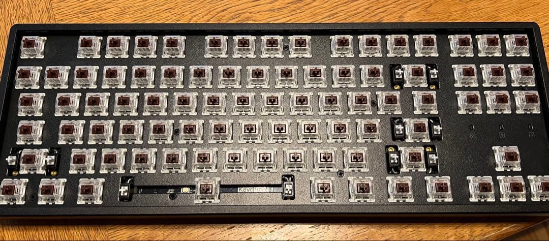 Keychron K8 Pro 茶軸　ホットスワップ対応　US配列