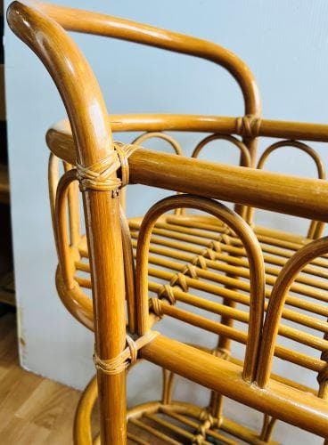 J【中古品】ラタン 籐 キャスター付ラック 2段　移動もラクラクです。