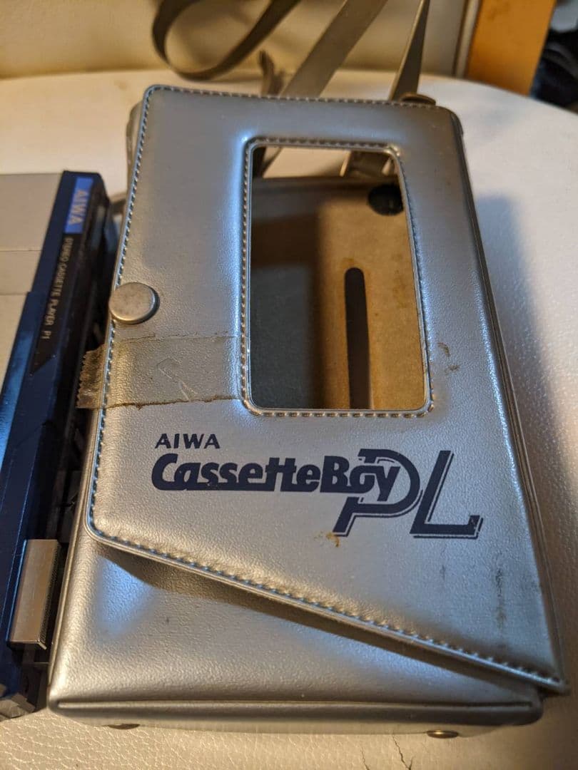 AIWA　ステレオカセットプレーヤー　hs-p1 ジャンク品