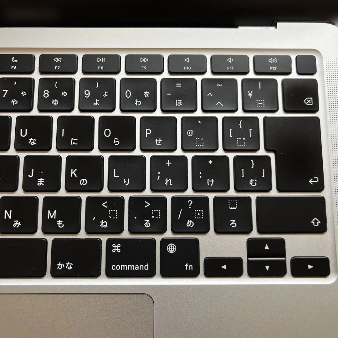 MacBook本体 Apple MacBook Air M1 (2020 )13 8GB 256GB