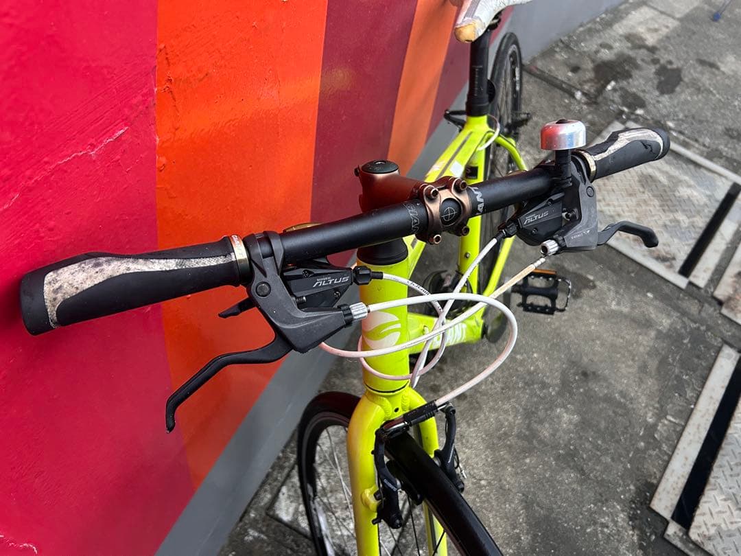 GIANTクロスバイク(ESCAPE RX3)