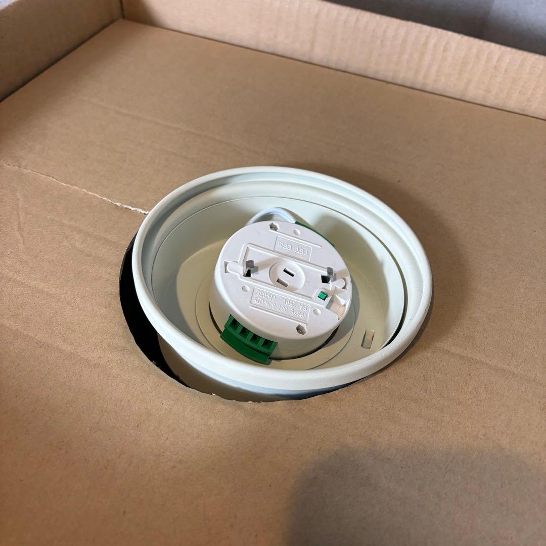 【新品未使用】LeCercaシーリングライト オラーレ3 4灯 赤