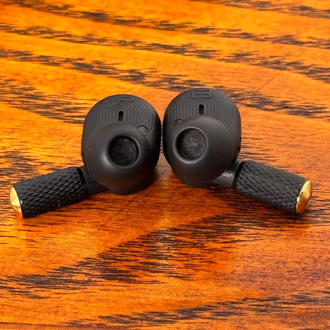 MarshallのMotif II A.N.C. ワイヤレスイヤホン本体のみ