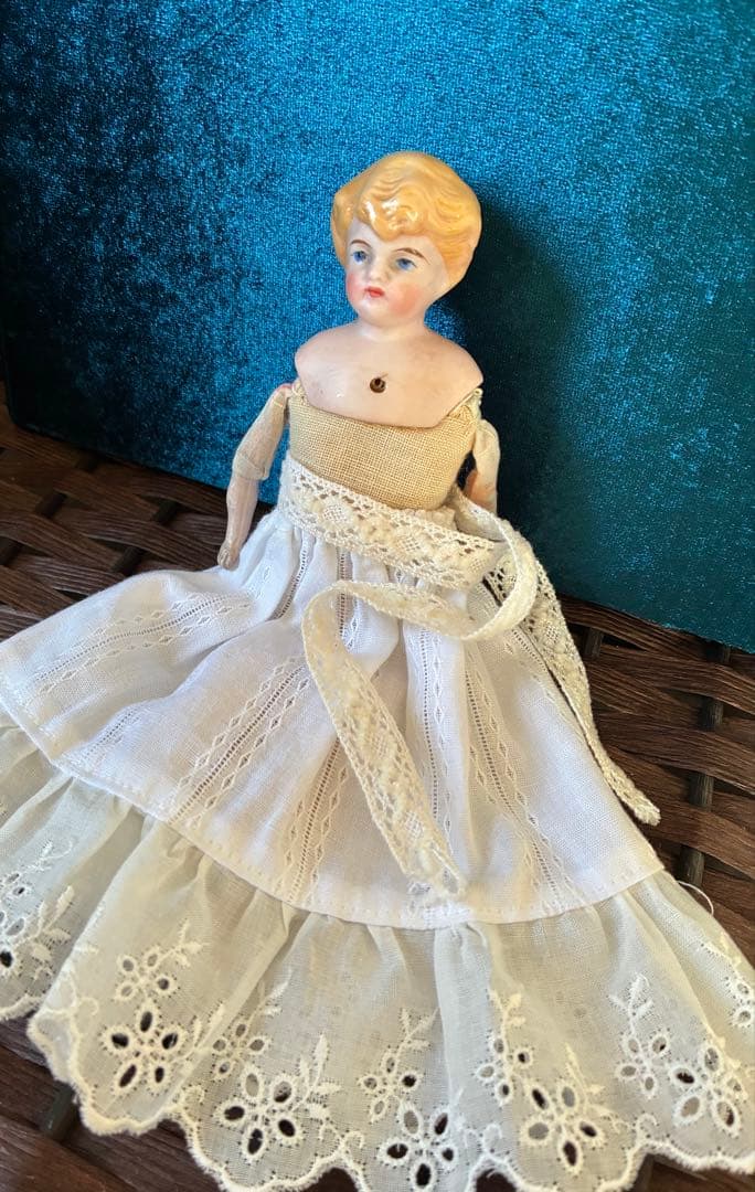 アンティーク　ビスクドール　パリアンドール