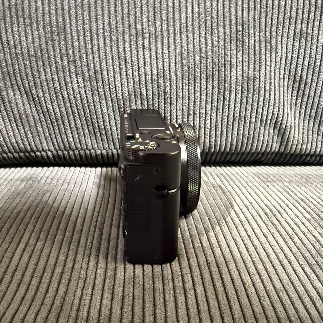 おまけ付き　美品SONY DSC-RX100M7